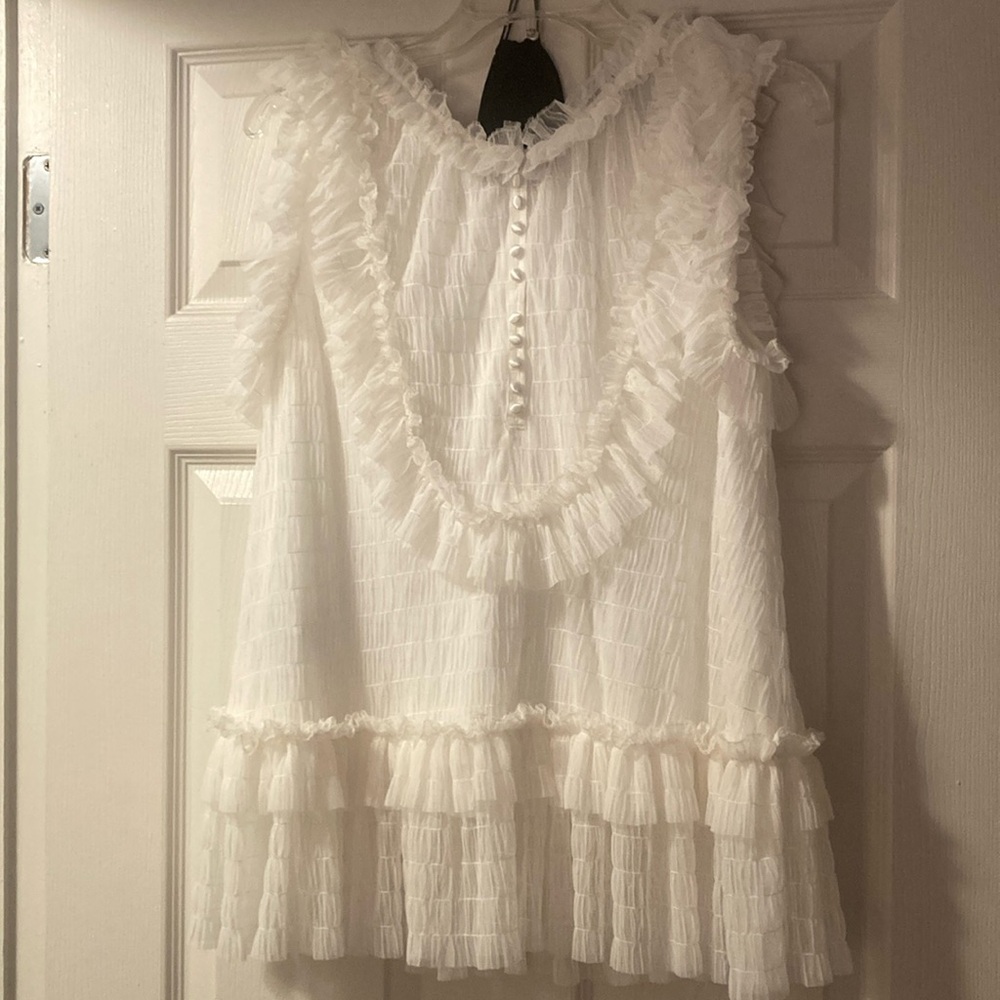 BCBGMaxAzria White Ruffled Blouse